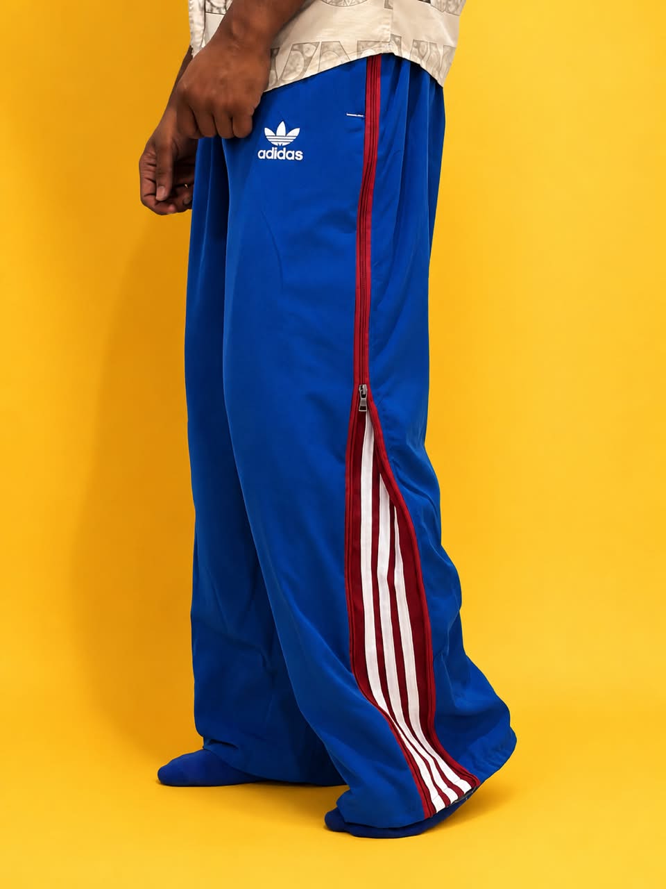 ADIDAS🟰 TRACK 3 LINE  ZIP